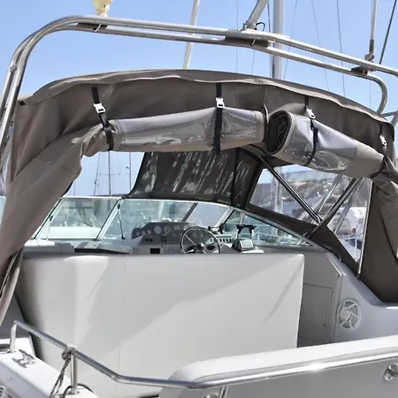 Luxury Boat Karamba I