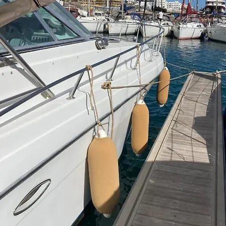 Botel Luxury Boat Karamba I *