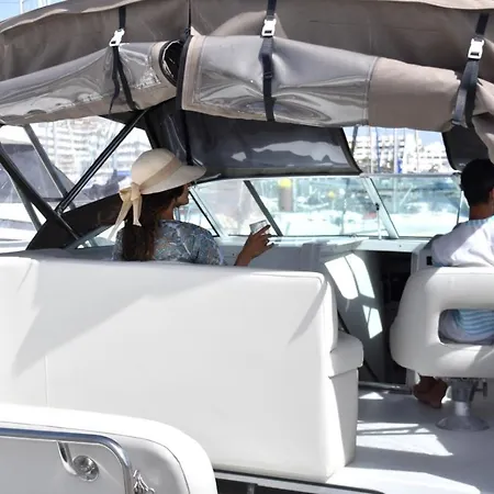 Luxury Boat Karamba I 圣米格尔德阿沃纳